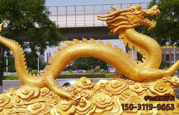 鎏金銅雕龍景觀
