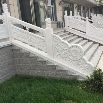 園林樓梯步道漢白玉石欄桿，云柱刻花石雕欄板