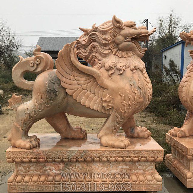 大理石晚霞紅飛天貔貅企業(yè)公司大門(mén)招財(cái)?shù)袼?>
                                <h2>大理石晚霞紅飛天貔貅企業(yè)公司大門(mén)招財(cái)?shù)袼?參數(shù)說(shuō)明</h2>
                                                                        <table>
                                      <tr>
                                        <th>產(chǎn)品標(biāo)題</th>
                                        <td>大理石晚霞紅飛天貔貅企業(yè)公司大門(mén)招財(cái)?shù)袼?/td>
                                      </tr>
                                      <tr>
                                        <th>發(fā)布時(shí)間</th>
                                        <td>2023-06-07 10:18</td>
                                      </tr>
                                      <tr>
                                        <th>價(jià)格</th>
                                        <td><span>電話咨詢</td>
                                      </tr>
                                                                              <tr>
                                          <th>制作材質(zhì)</th>
                                          <td>晚霞紅、大理石</td>
                                        </tr>
                                                                              <tr>
                                          <th>應(yīng)用場(chǎng)所</th>
                                          <td>企業(yè)</td>
                                        </tr>
                                                                              <tr>
                                          <th>雕刻內(nèi)容</th>
                                          <td>貔貅</td>
                                        </tr>
                                                                          </table>
                                <h2>大理石晚霞紅飛天貔貅企業(yè)公司大門(mén)招財(cái)?shù)袼?詳細(xì)說(shuō)明</h2>
                                <p>玉海雕塑是一家綜合性的雕塑公司，擁有多款大理石晚霞紅飛天貔貅企業(yè)公司大門(mén)招財(cái)?shù)袼苣Ｐ?，可加工定制多種大理石晚霞紅飛天貔貅企業(yè)公司大門(mén)招財(cái)?shù)袼?，支持材質(zhì)、樣式、風(fēng)格、尺寸大小等方面的調(diào)整修改定制。我們所加工制作的大理石晚霞紅飛天貔貅企業(yè)公司大門(mén)招財(cái)?shù)袼苜|(zhì)優(yōu)價(jià)廉，遍布全國(guó)多個(gè)省市地區(qū)，想要了解更多案例圖片，請(qǐng)電話或微信咨詢。材質(zhì)、大小、樣式等都可以按需定制，還可根據(jù)您提供給的大理石晚霞紅飛天貔貅企業(yè)公司大門(mén)招財(cái)?shù)袼軜訄D進(jìn)行制作！如有相關(guān)需求，歡迎致電（微信同號(hào)）：<span>150-3119-9663</span></p>
                                                                <div   class=