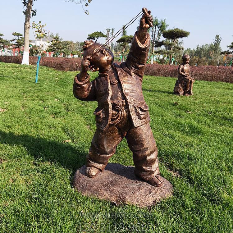 打彈弓，80年代小男孩雕塑