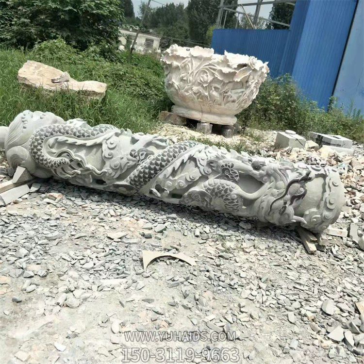 青石龍柱，高浮雕龍紋柱子雕塑
