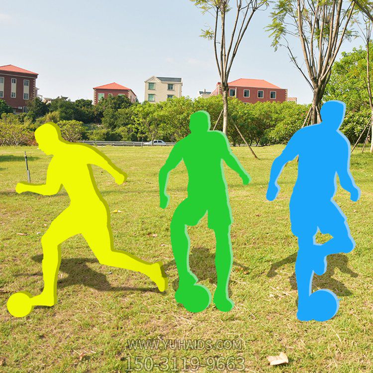 不銹鋼戶(hù)外園林景觀剪影運(yùn)動(dòng)踢足球的抽象人物景觀雕塑