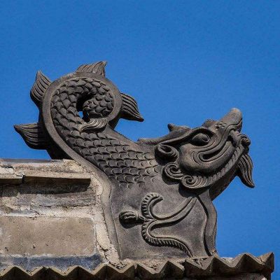 適合擺放在屋頂?shù)木砦睬嗍駝?chuàng)螭吻雕塑