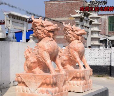 景區(qū)庭院門(mén)口天然石材石雕神獸麒麟雕塑