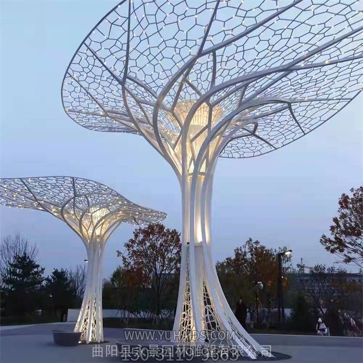 大型不銹鋼鏤空樹(shù)發(fā)光景觀廣場(chǎng)園林?jǐn)[件雕塑