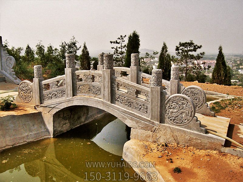 園林景區(qū)仿古青石龍紋祥云小拱欄桿裝飾擺件雕塑