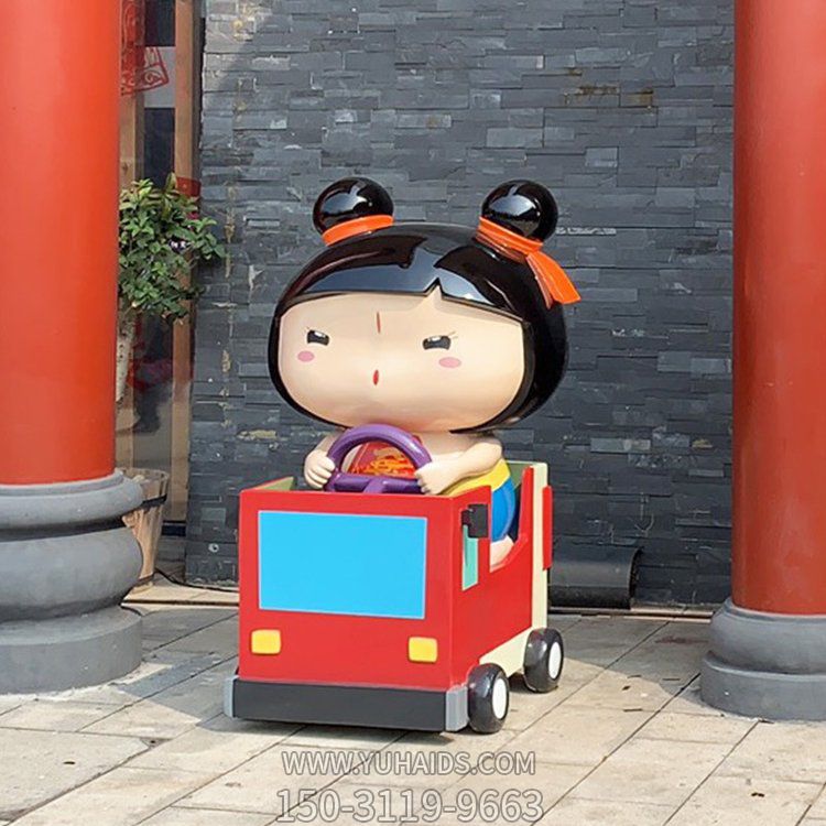 景點(diǎn)步行街?jǐn)[放玻璃鋼卡通兒童開(kāi)車人物雕塑