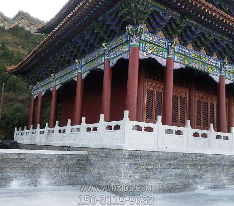 景區(qū)寺院大殿漢白玉圍欄雕塑