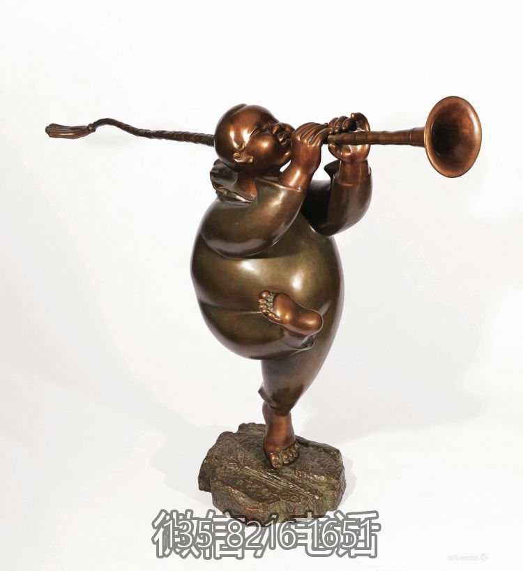 銅雕吹嗩吶的胖人物雕塑