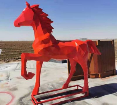 玻璃鋼塊面馬雕塑